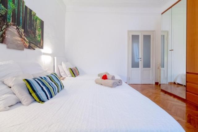 Alessia'S Flat- Loreto 2 ميلان المظهر الخارجي الصورة